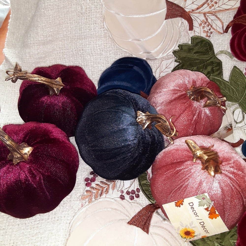 Fall Decoration Burgundy Rose 10 Piece Bundle